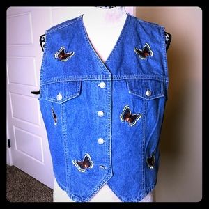 Adorable Vintage Embroidered Jean Vest
